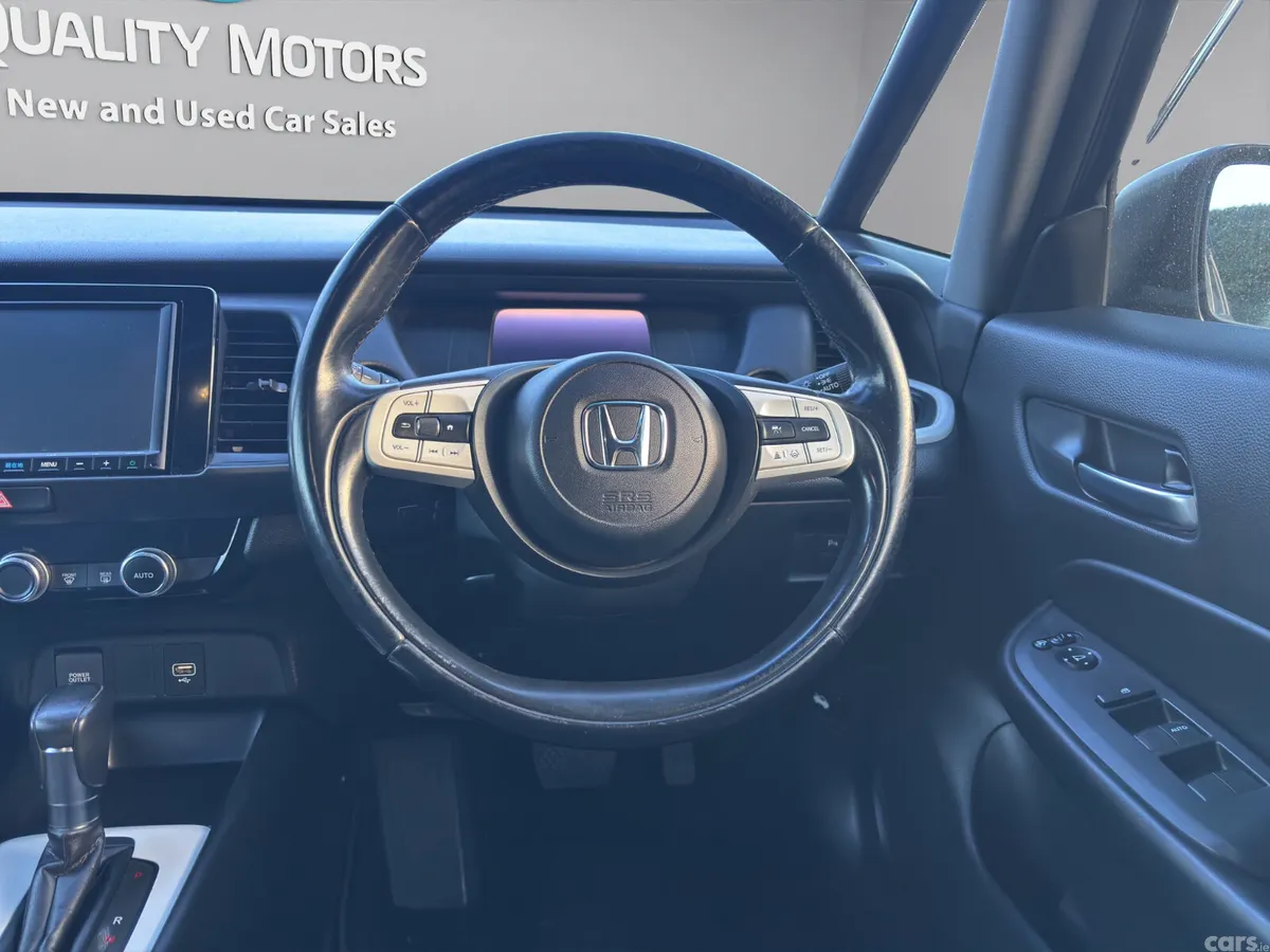 Honda Fit Hatchback, Petrol Hybrid, 2021, White
