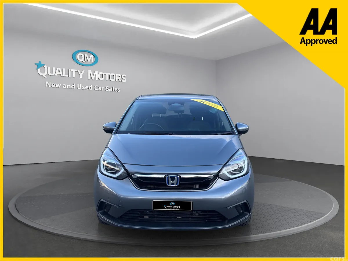 Honda Fit Hatchback, Petrol Hybrid, 2021, White