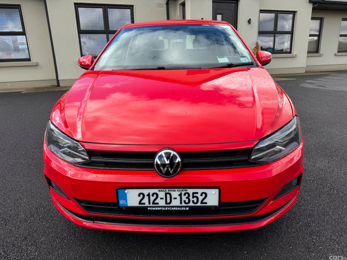 Volkswagen Polo Hatchback, Petrol, 2021, Red