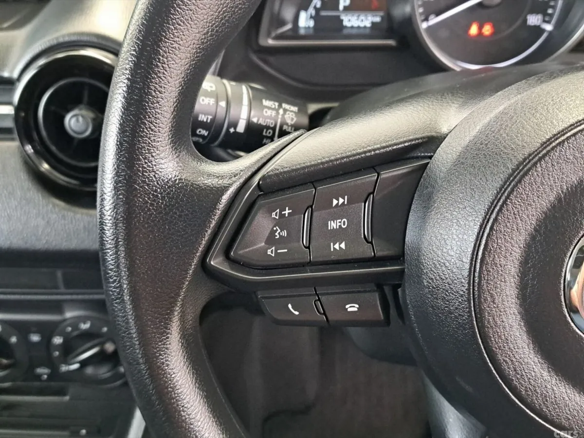 Mazda Mazda2 Hatchback, Petrol, 2022, Silver