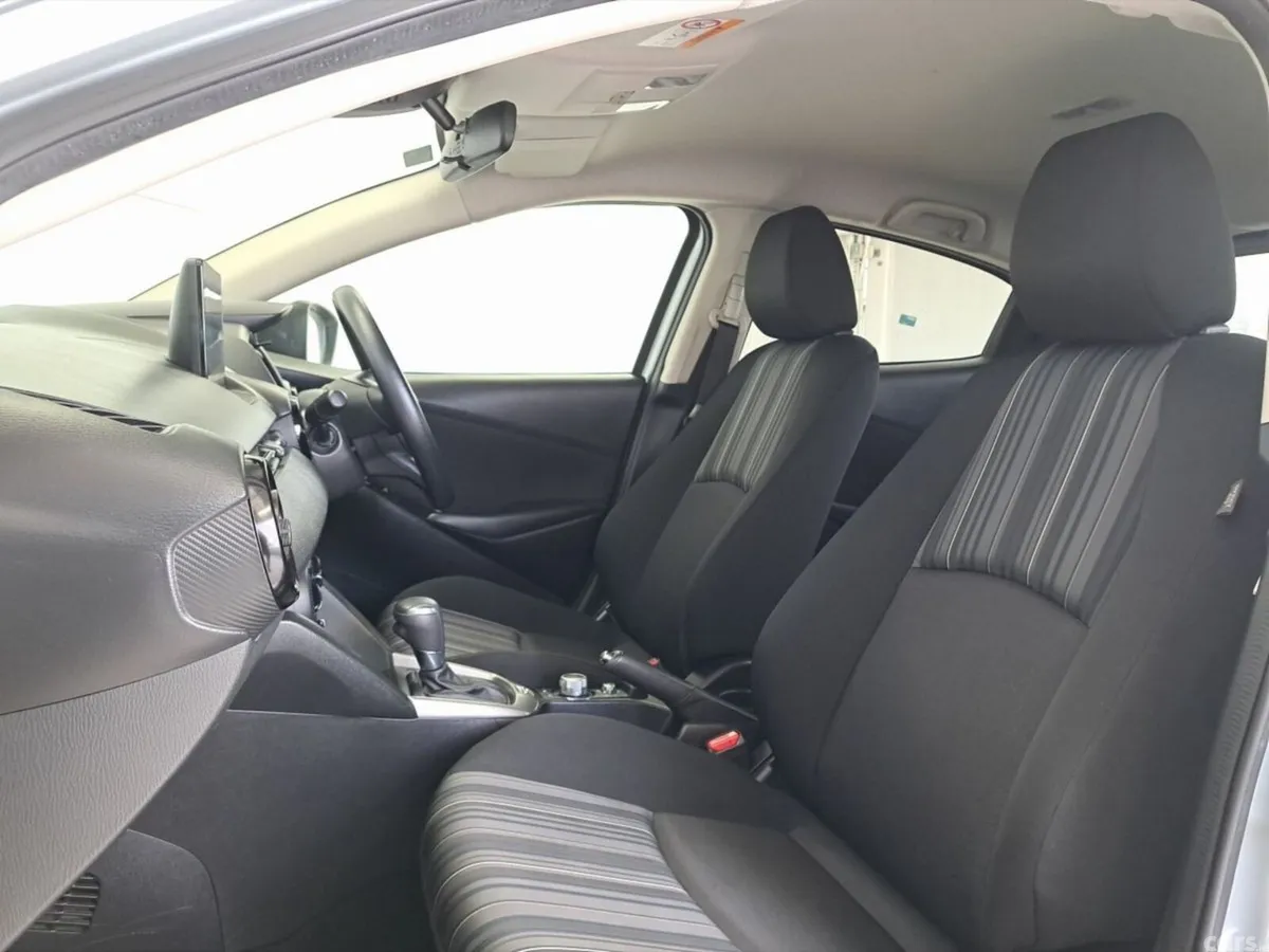 Mazda Mazda2 Hatchback, Petrol, 2022, Silver
