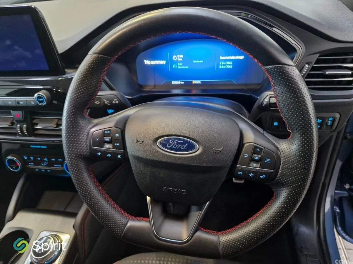 Ford Kuga SUV, Petrol Plug-in Hybrid, 2023, Blue