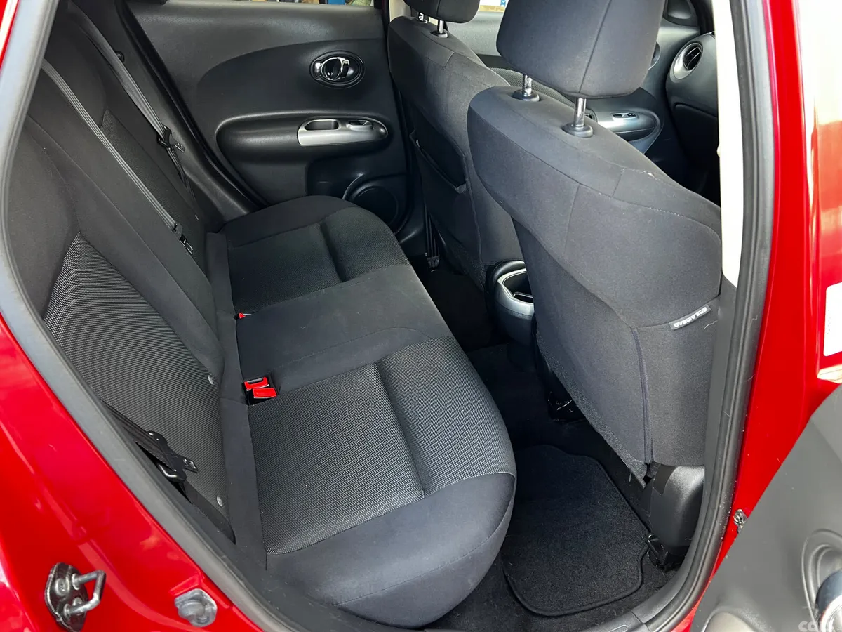 Nissan Juke SUV, Petrol, 2012, Red