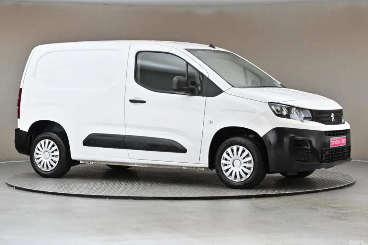 Peugeot Partner MPV, Diesel, 2022, White