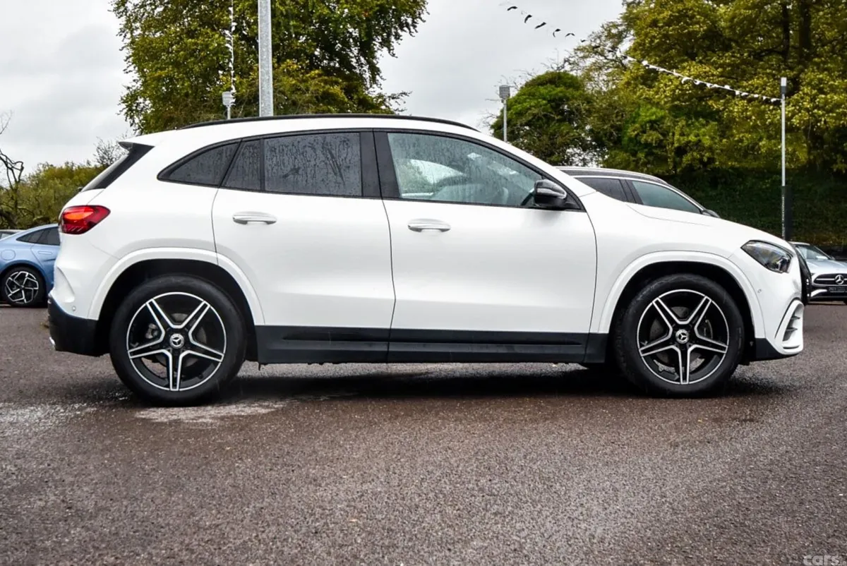 Mercedes-Benz GLA SUV, Diesel, 2024, White