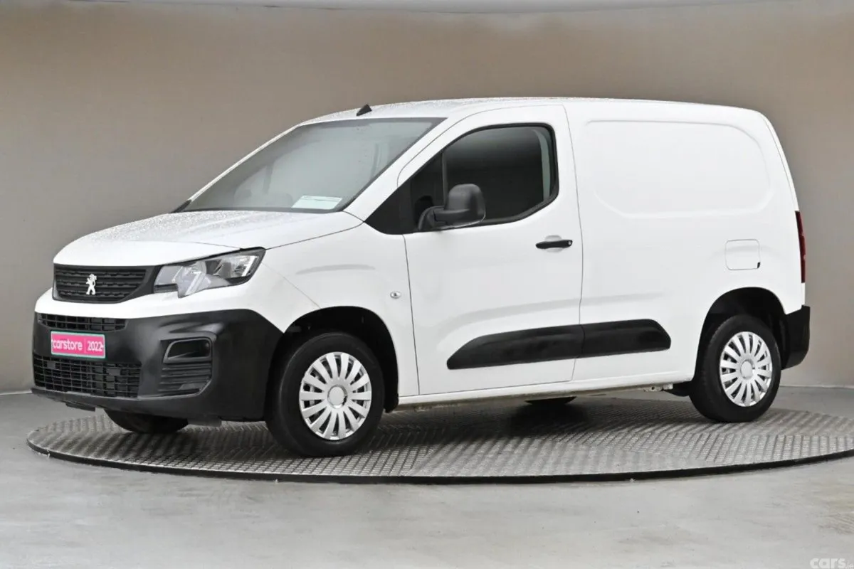 Peugeot Partner MPV, Diesel, 2022, White