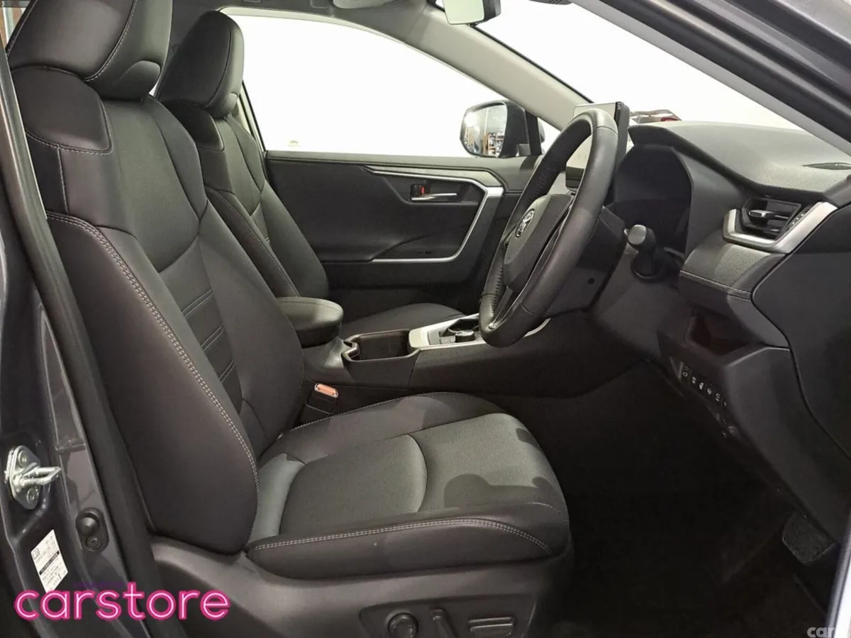 Toyota RAV4 SUV, Petrol Hybrid, 2024, Grey