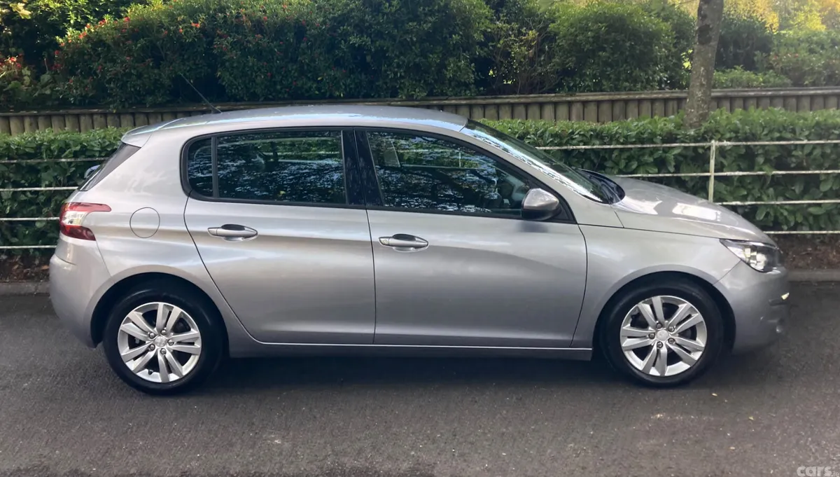 Peugeot 308 Hatchback, Diesel, 2016, Grey