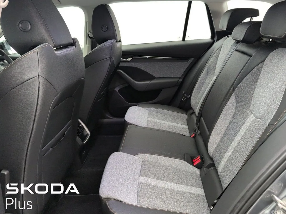 Skoda Octavia Estate, Diesel, 2026, Grey