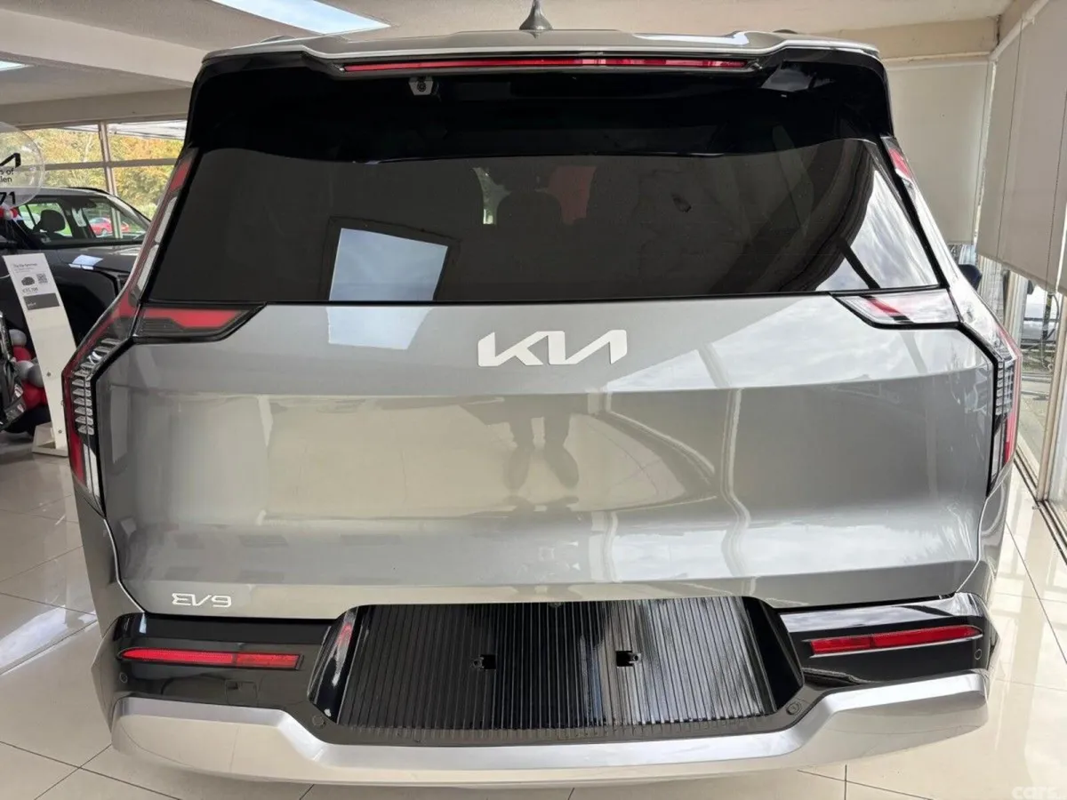 Kia EV9 MPV, Electric, 2027, Grey