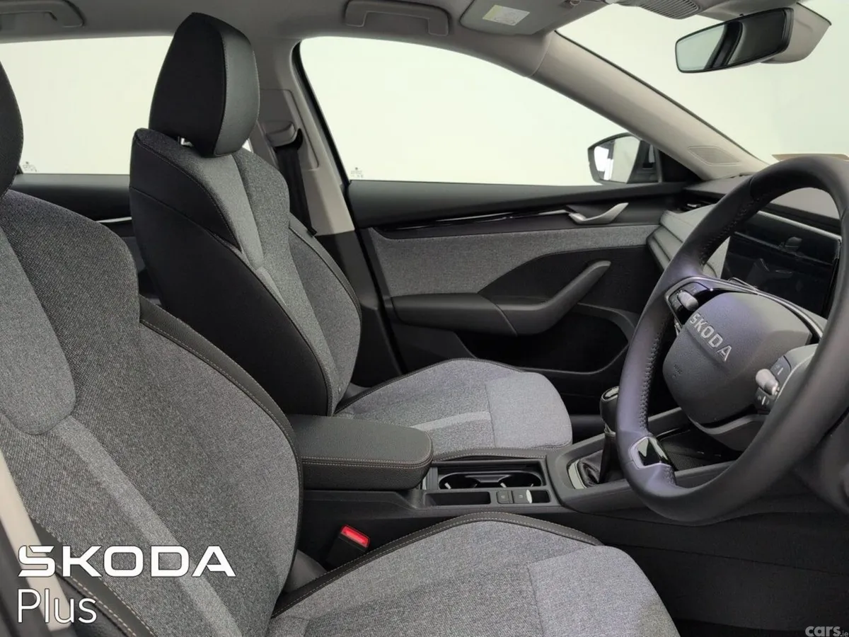 Skoda Octavia Estate, Diesel, 2026, Grey