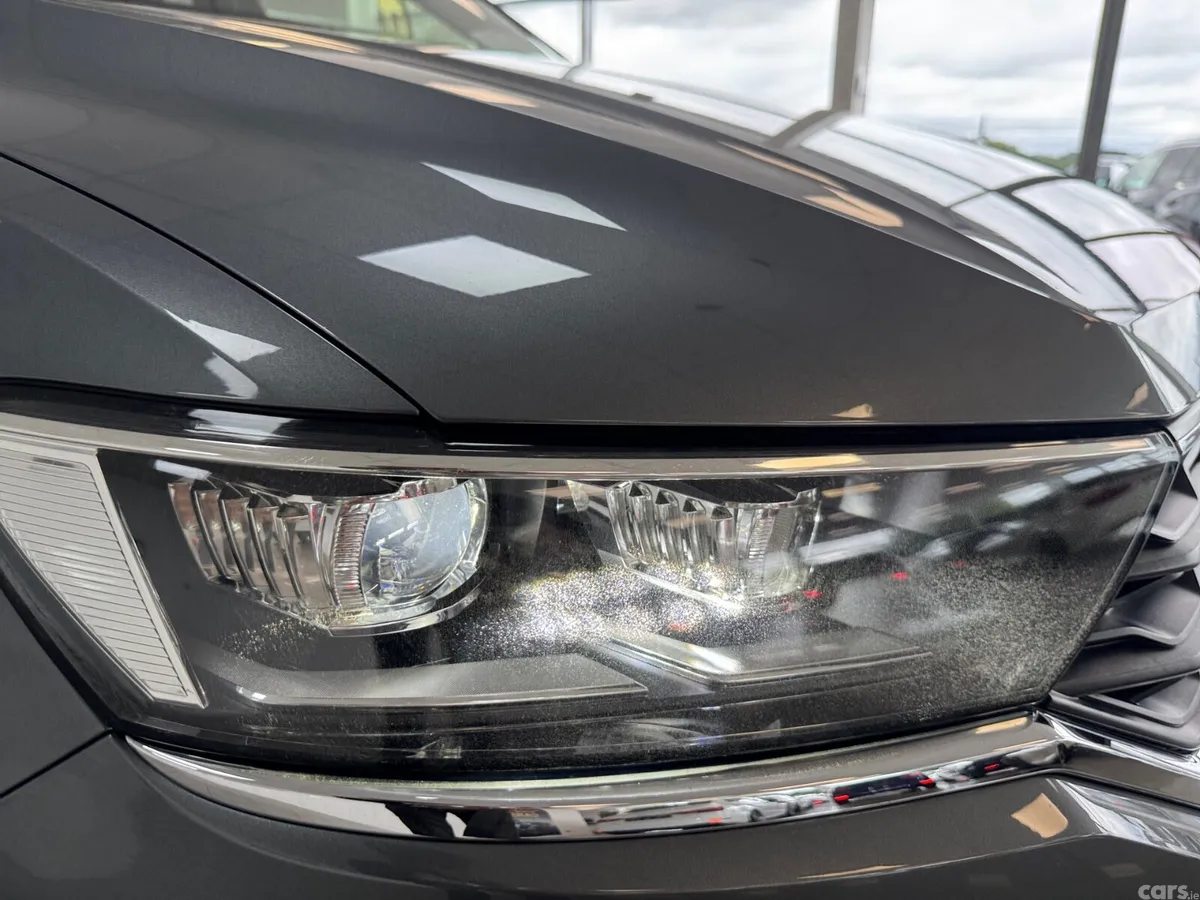 Volkswagen T-Roc SUV, Diesel, 2021, Grey