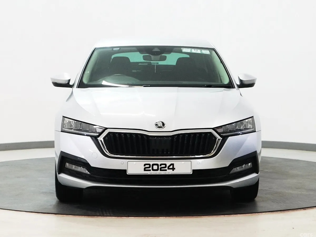 Skoda Octavia Saloon, Petrol Hybrid, 2024, Grey