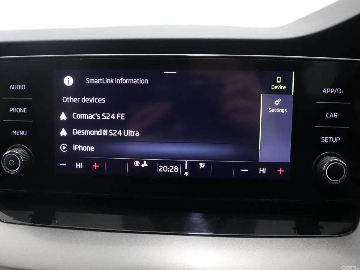 Skoda Octavia Saloon, Petrol Hybrid, 2024, Grey