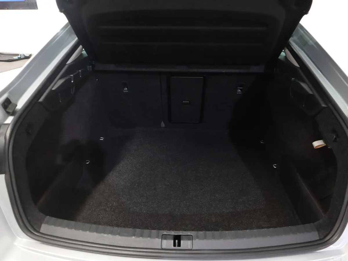 Skoda Octavia Saloon, Petrol Hybrid, 2024, Grey