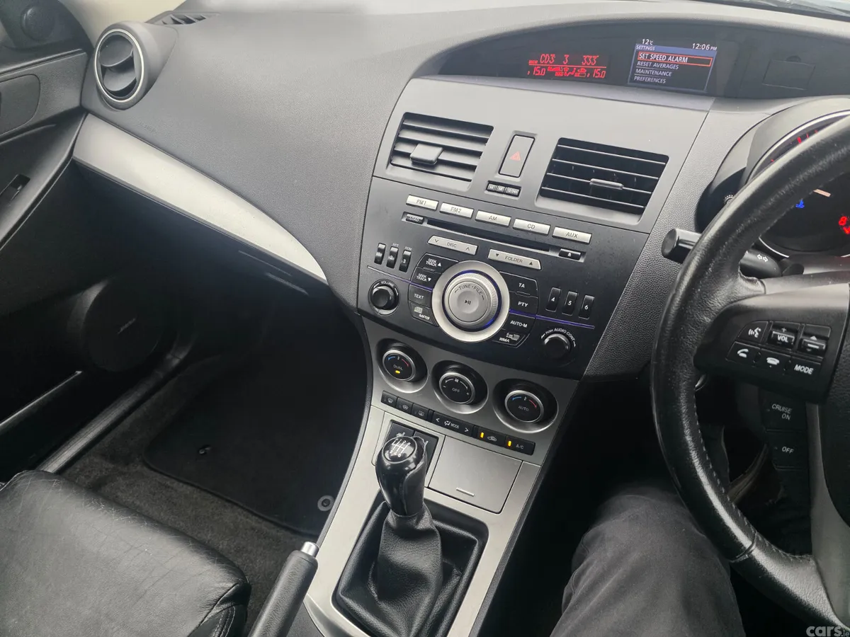 Mazda Mazda3 Hatchback, Petrol, 2010, Silver