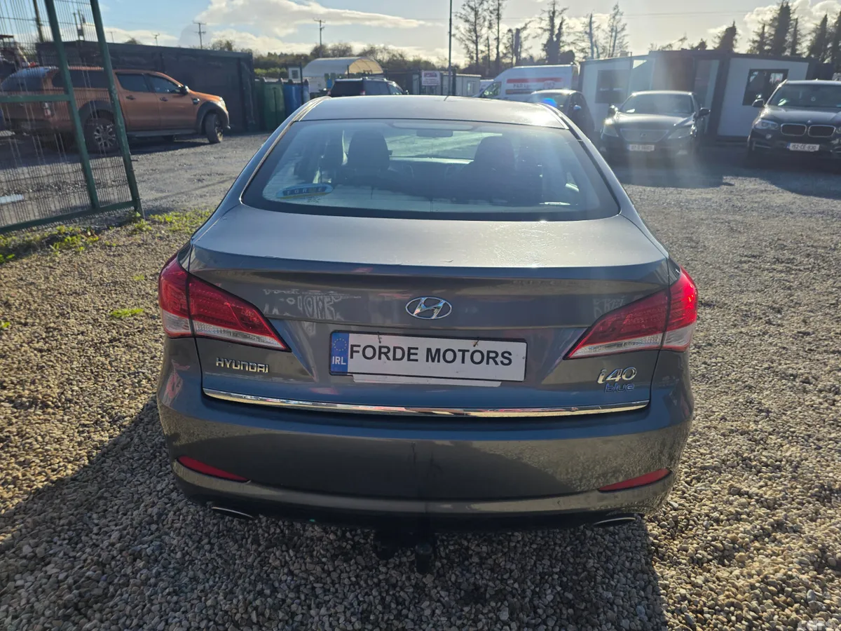 Hyundai i40 Saloon, Diesel, 2012, Silver
