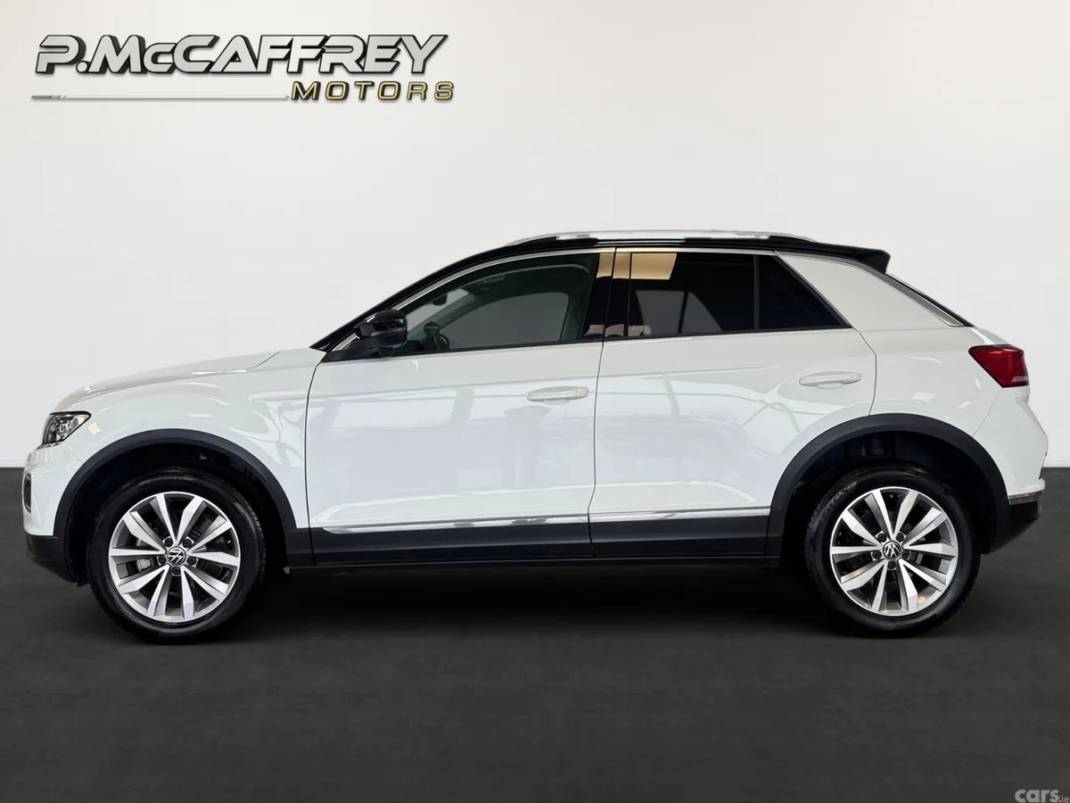 Volkswagen T-Roc SUV, Diesel, 2021, White