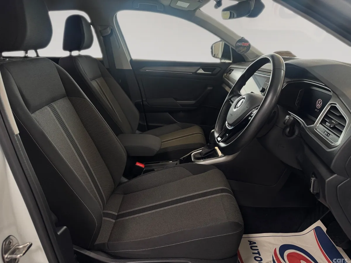 Volkswagen T-Roc SUV, Diesel, 2021, White