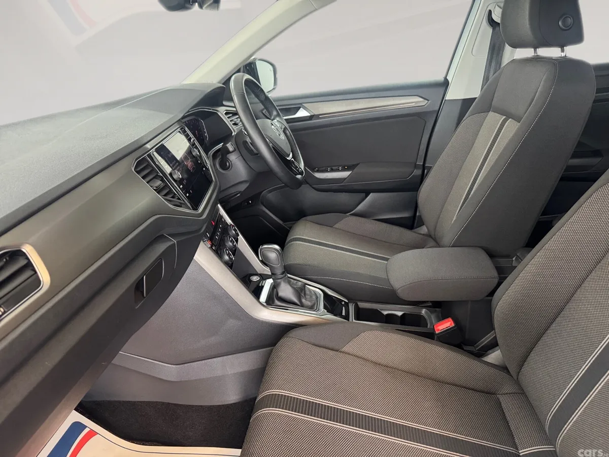 Volkswagen T-Roc SUV, Diesel, 2021, White