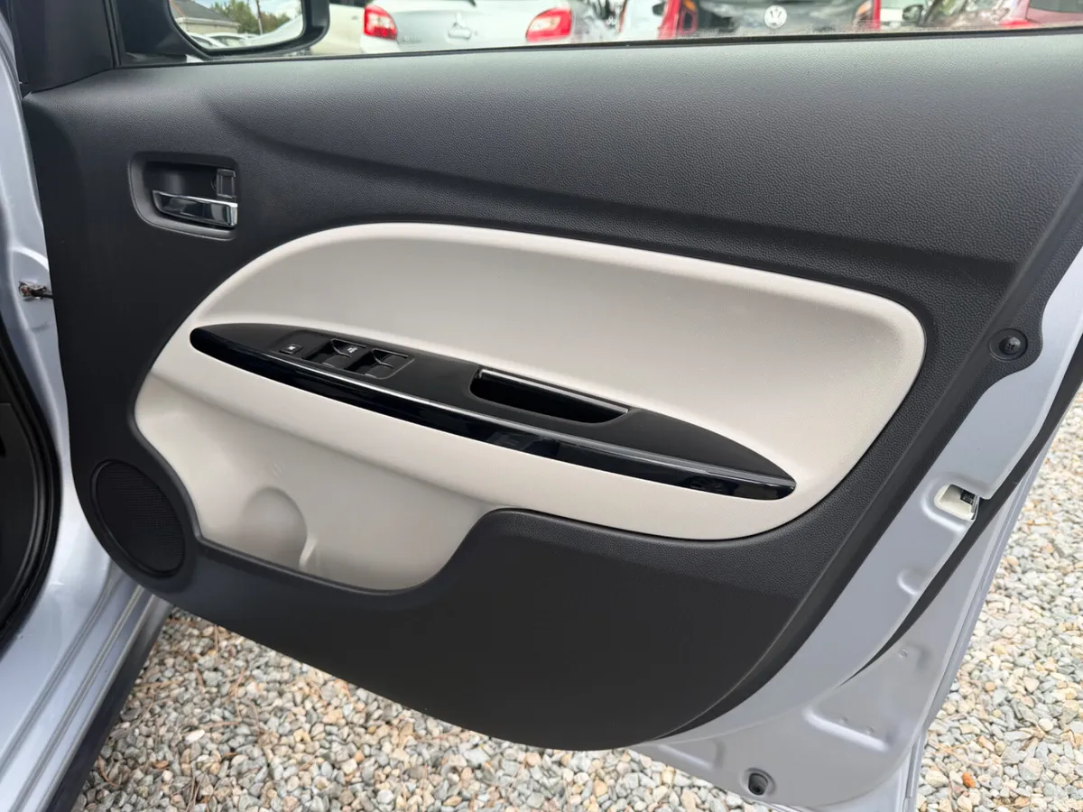 Mitsubishi Mirage Hatchback, Petrol, 2017, Silver