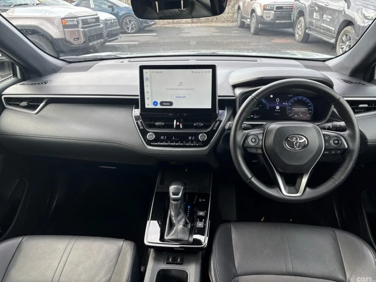 Toyota Corolla Cross Hatchback, Petrol Hybrid, 2026, Green