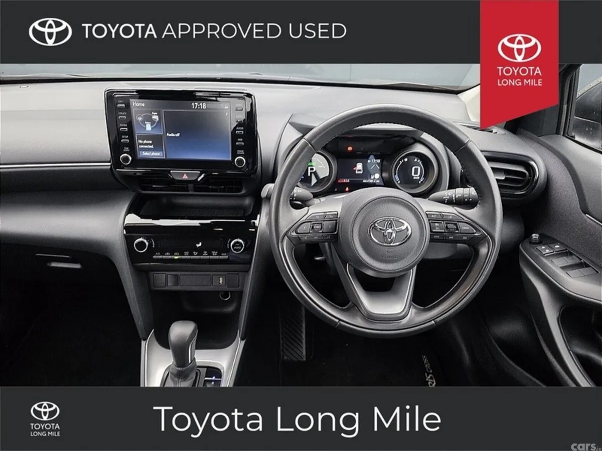 Toyota Yaris Cross SUV, Petrol Hybrid, 2024, Green