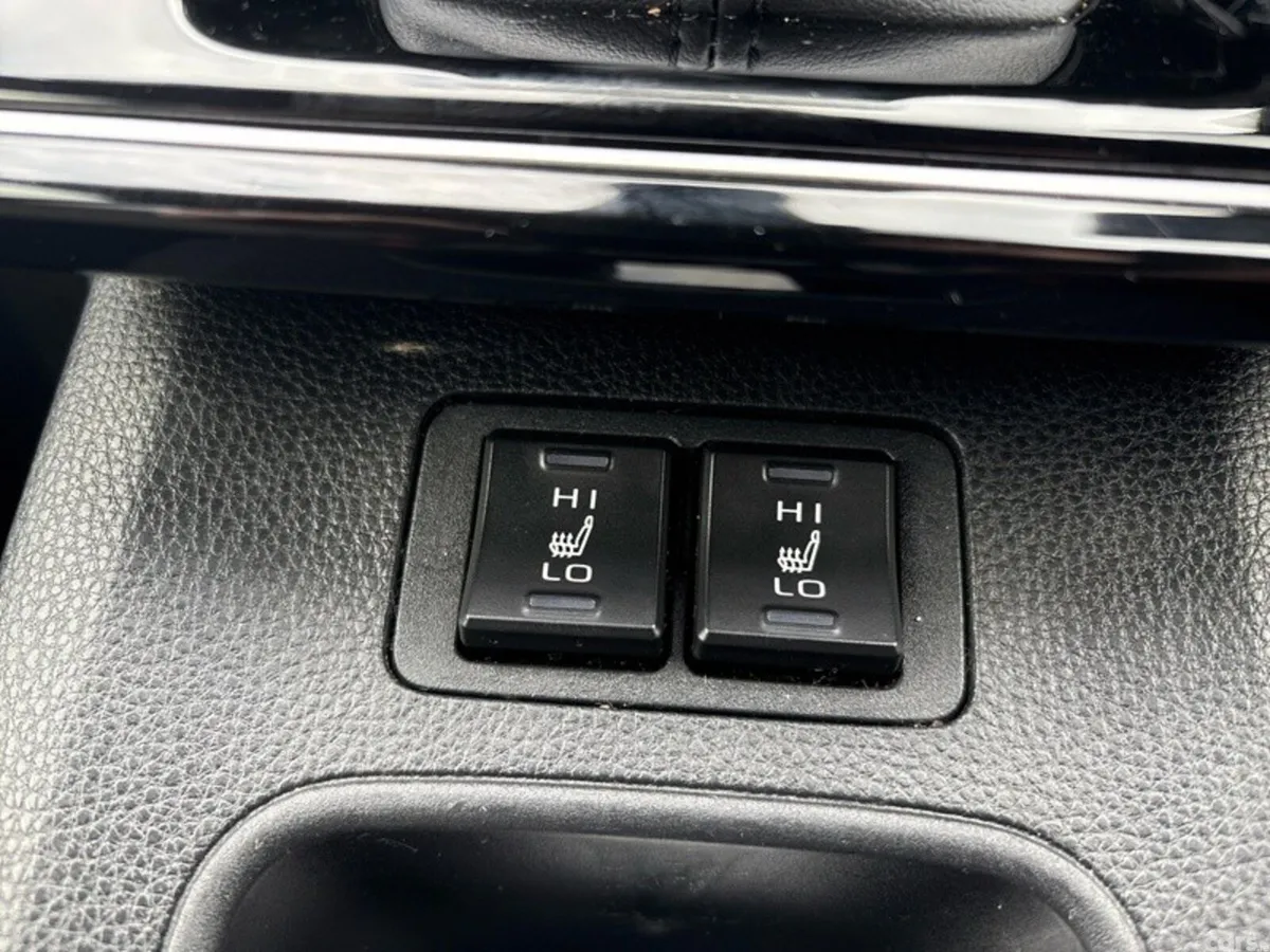 Toyota Corolla Cross Hatchback, Petrol Hybrid, 2026, Green