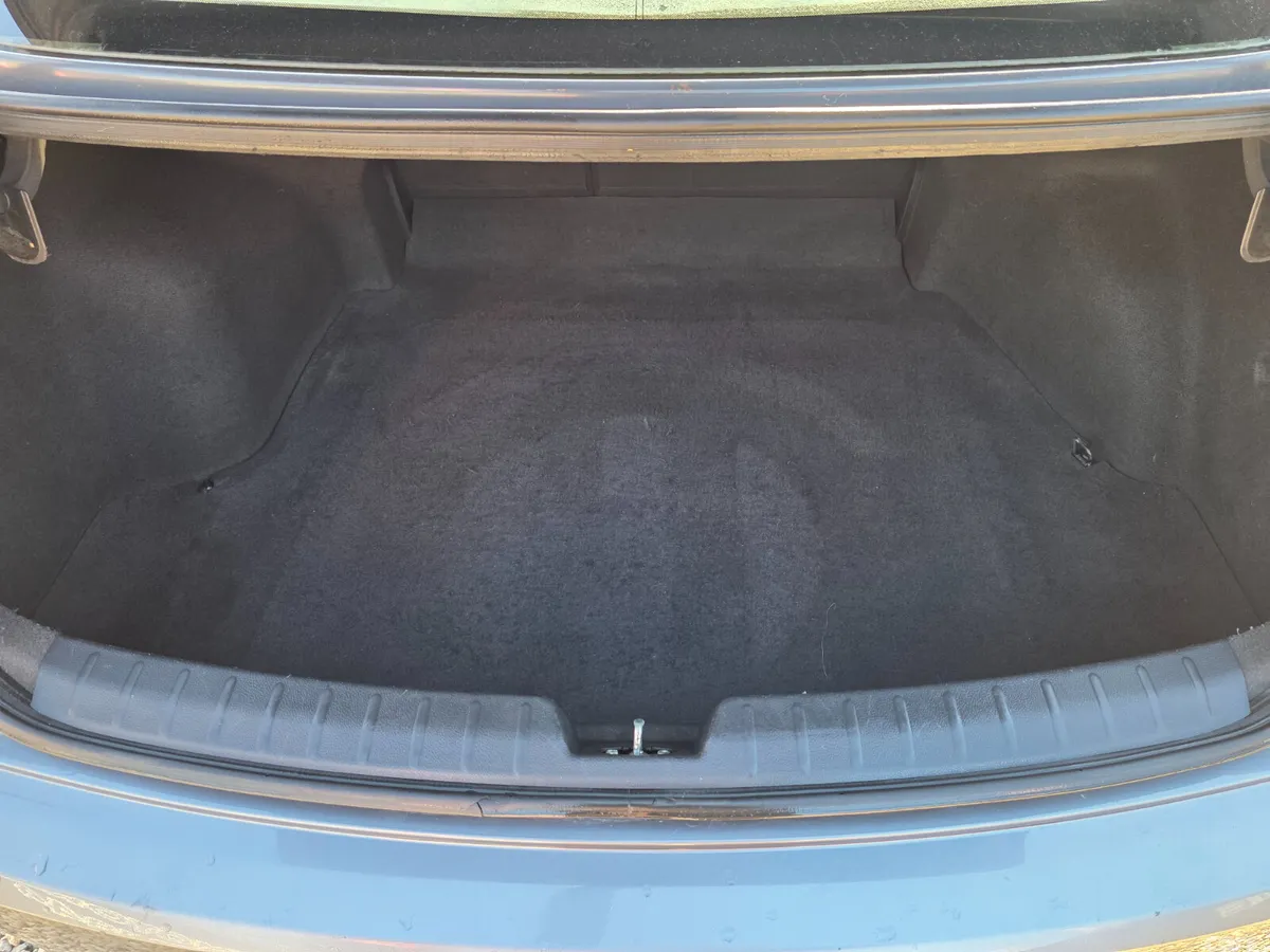 Hyundai i40 Saloon, Diesel, 2012, Silver