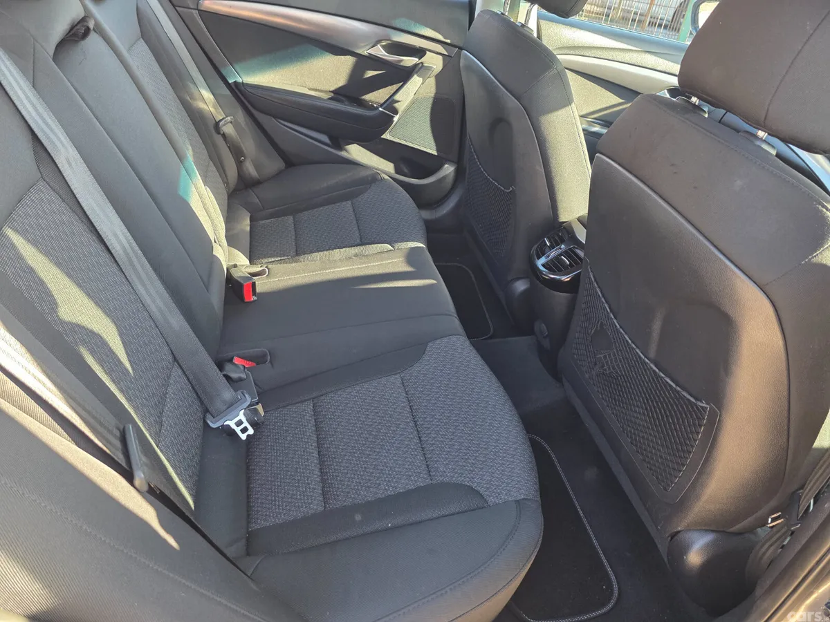 Hyundai i40 Saloon, Diesel, 2012, Silver