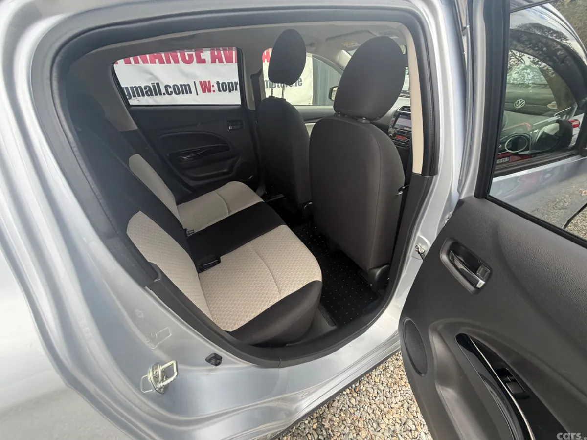 Mitsubishi Mirage Hatchback, Petrol, 2017, Silver