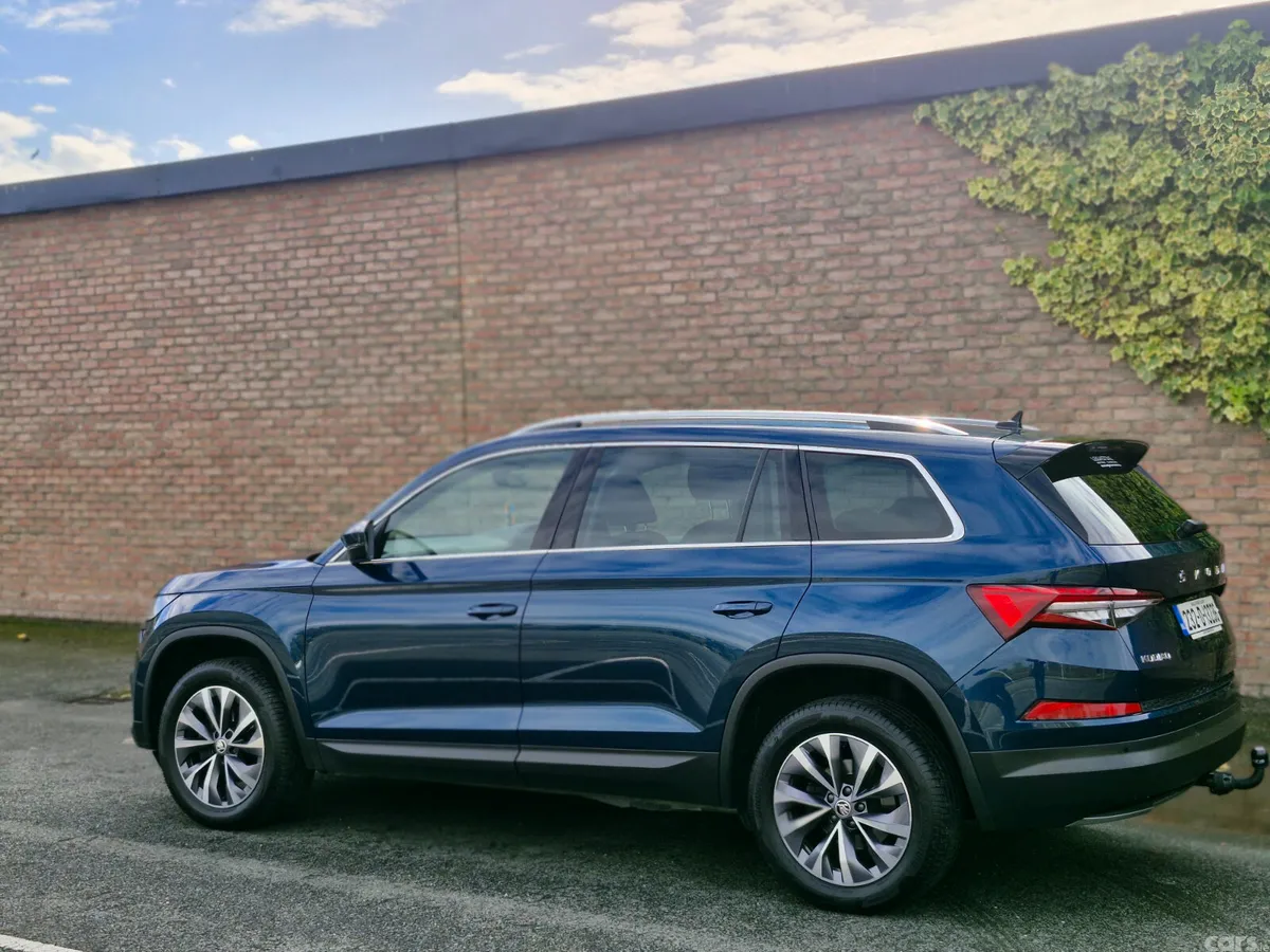 Skoda Kodiaq SUV, Petrol, 2023, Blue