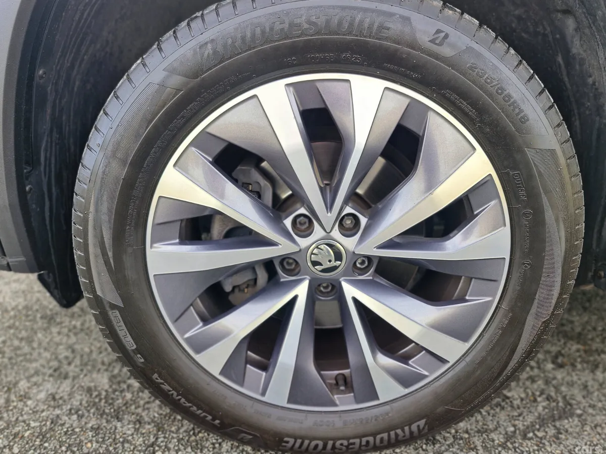 Skoda Kodiaq SUV, Petrol, 2023, Blue