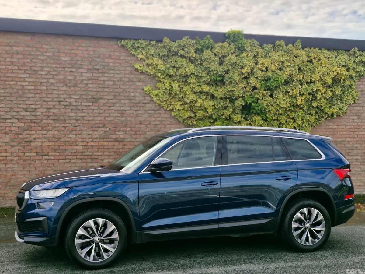 Skoda Kodiaq SUV, Petrol, 2023, Blue