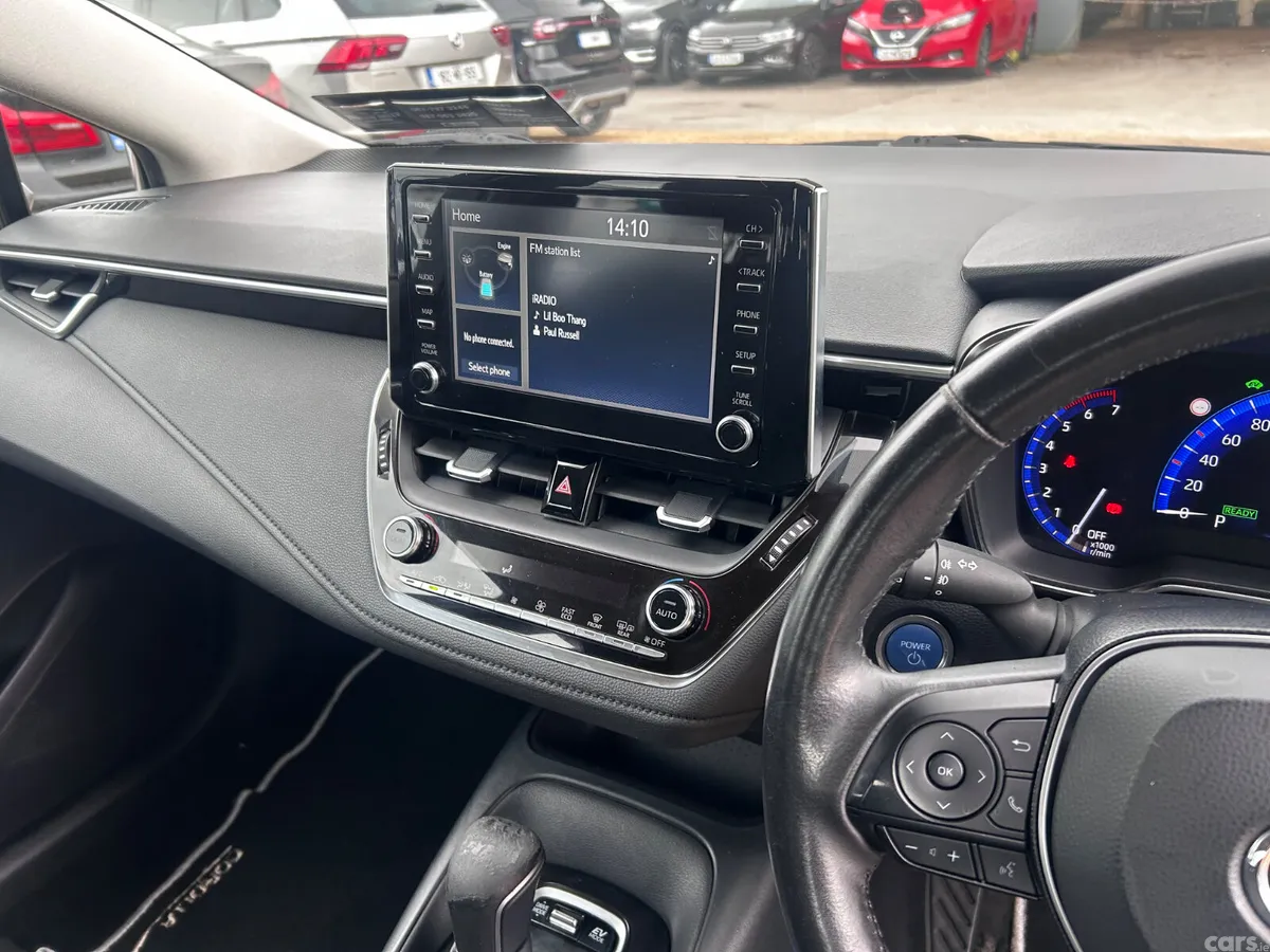 Toyota Corolla Saloon, Petrol Hybrid, 2019, Grey