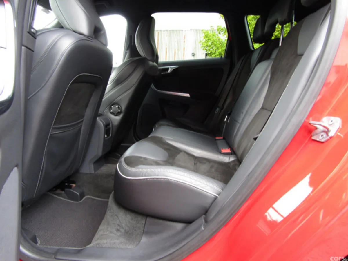 Volvo XC60 Estate, Diesel, 2014, Red