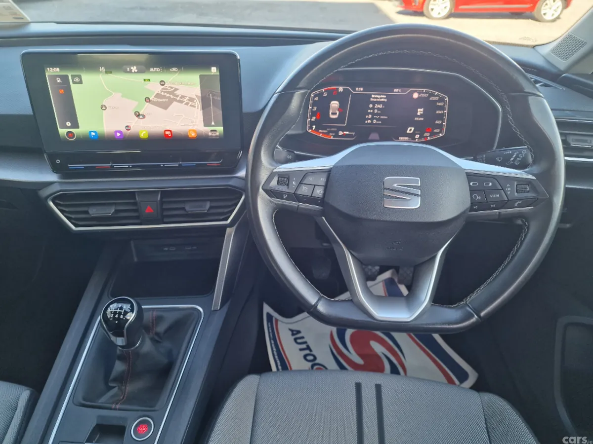 SEAT Leon Estate, Diesel, 2022, White