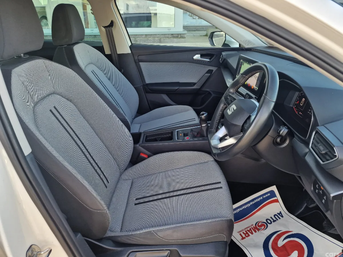 SEAT Leon Estate, Diesel, 2022, White