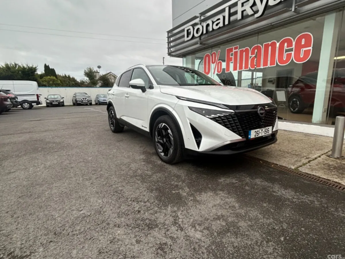 Nissan Qashqai MPV, Petrol Hybrid, 2026, White