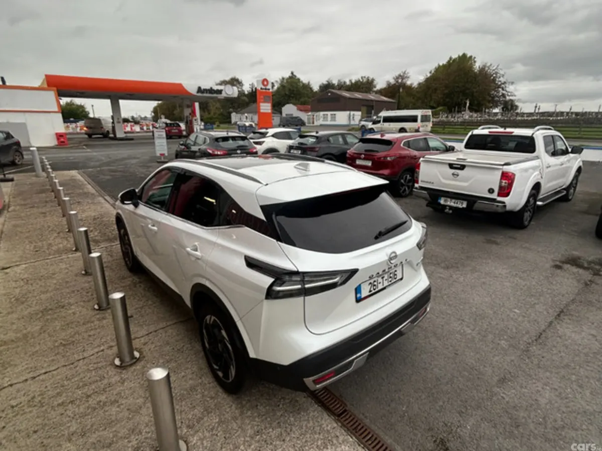 Nissan Qashqai MPV, Petrol Hybrid, 2026, White
