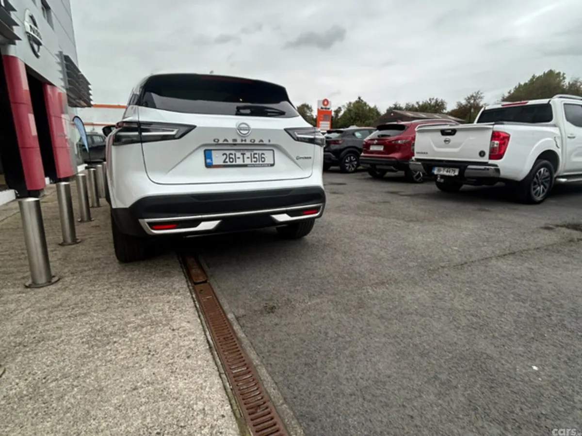 Nissan Qashqai MPV, Petrol Hybrid, 2026, White