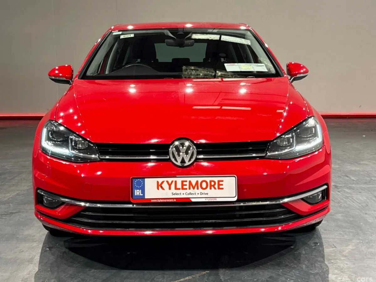 Volkswagen Golf Hatchback, Petrol, 2019, Red