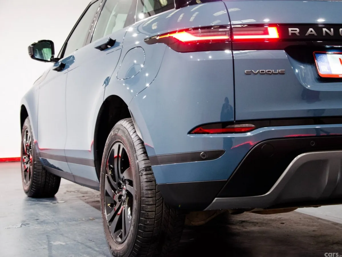 Land Rover Range Rover Evoque Estate, Petrol Plug-in Hybrid, 2025, Blue