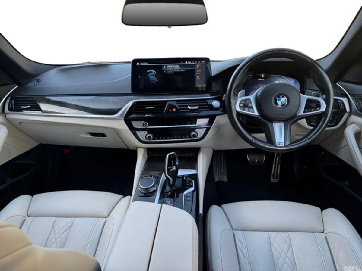 BMW 5-Series Saloon, Petrol Plug-in Hybrid, 2020, Blue