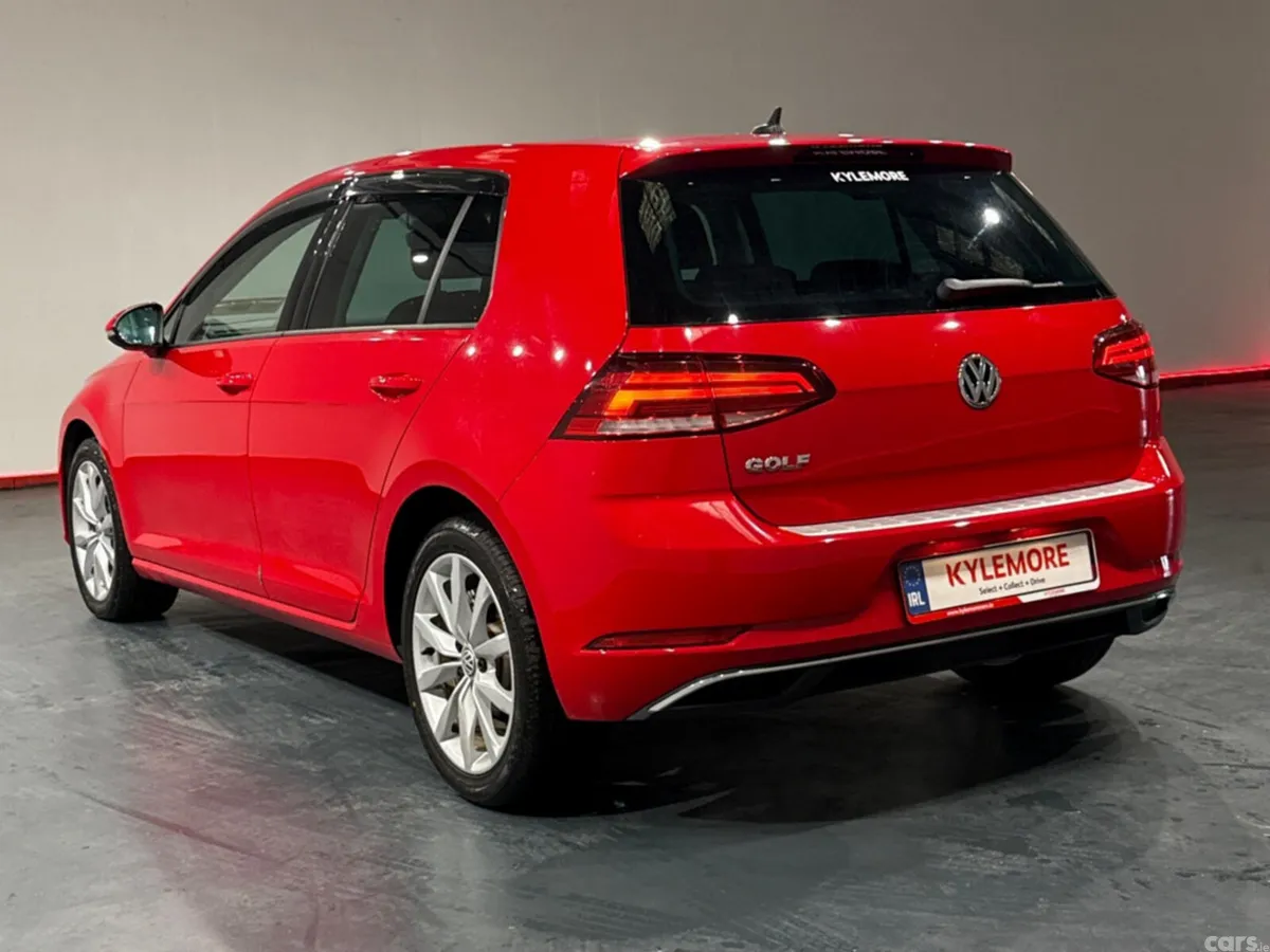 Volkswagen Golf Hatchback, Petrol, 2019, Red