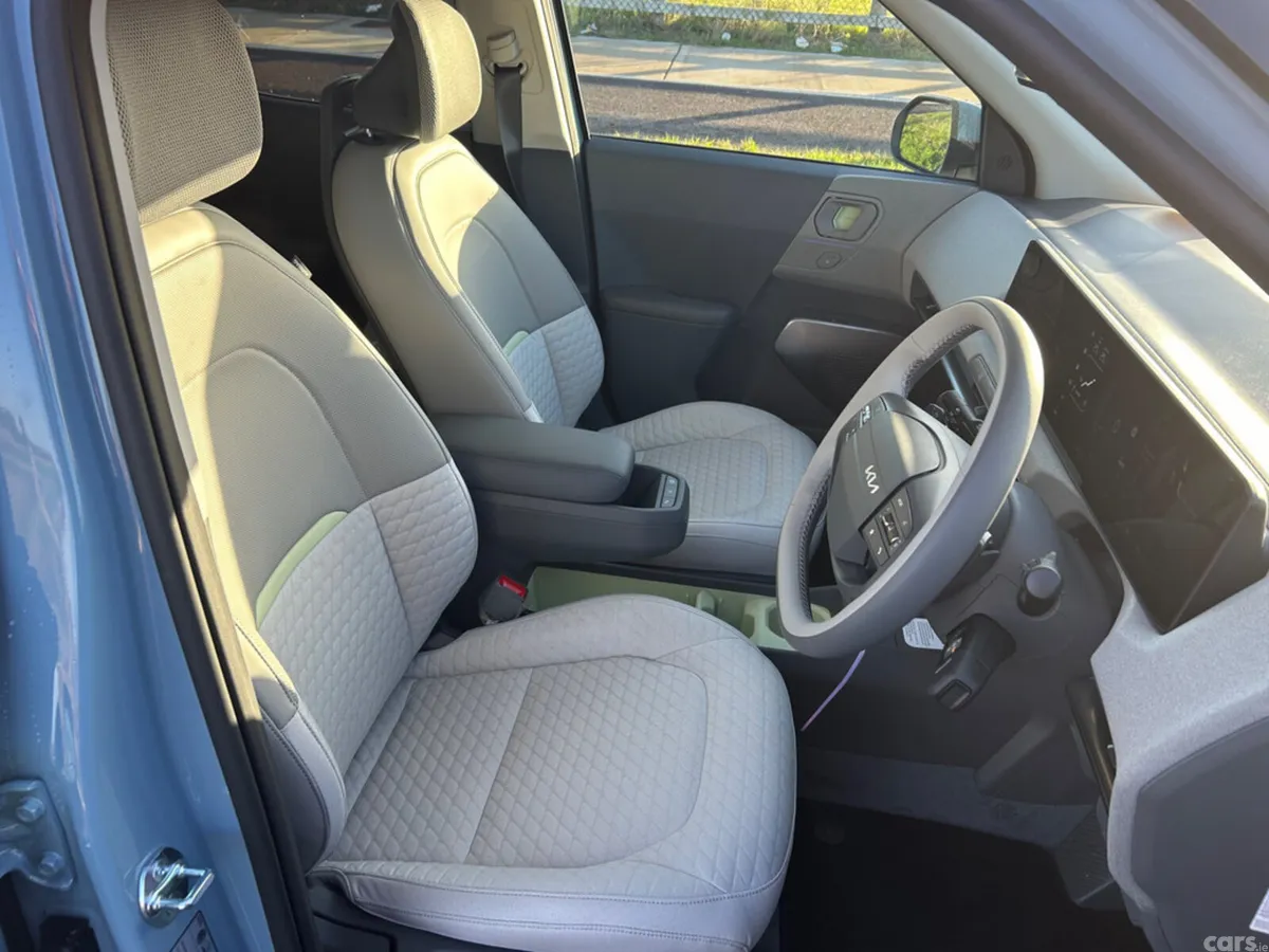 Kia EV2 Hatchback, Electric, 2027, Blue