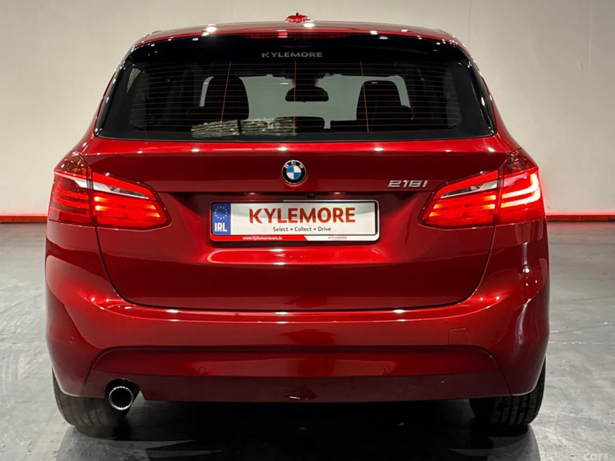 BMW 2-Series MPV, Petrol, 2018, Red