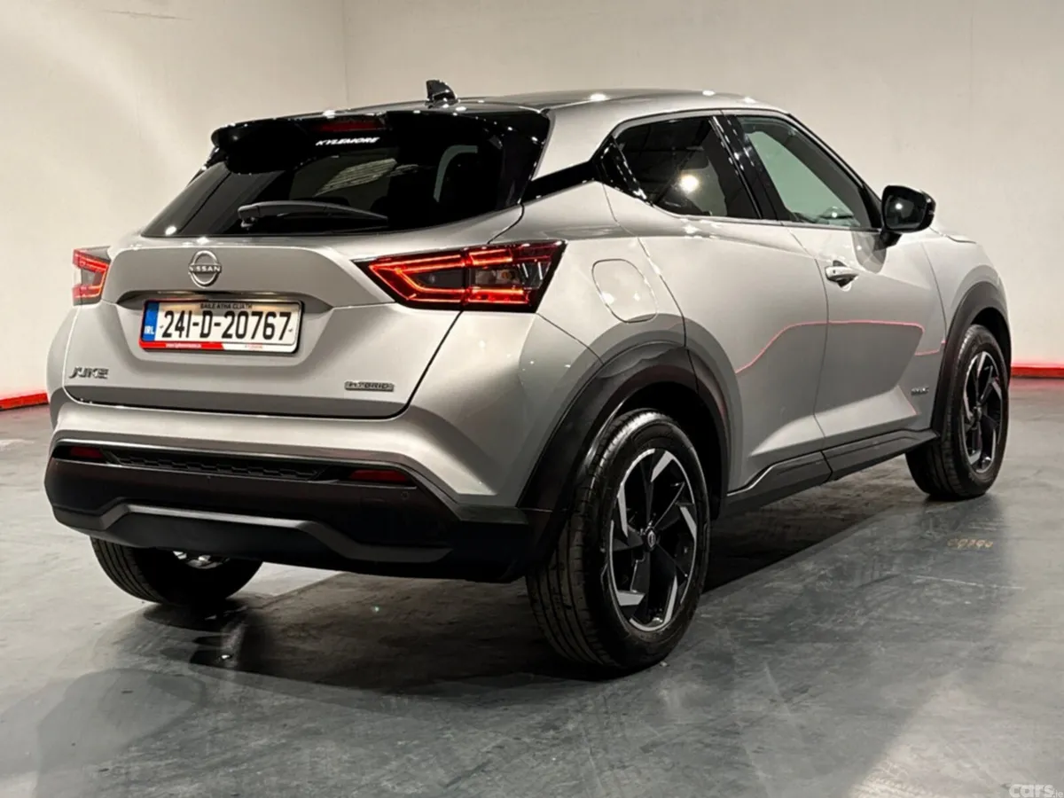 Nissan Juke SUV, Petrol Hybrid, 2024, Grey