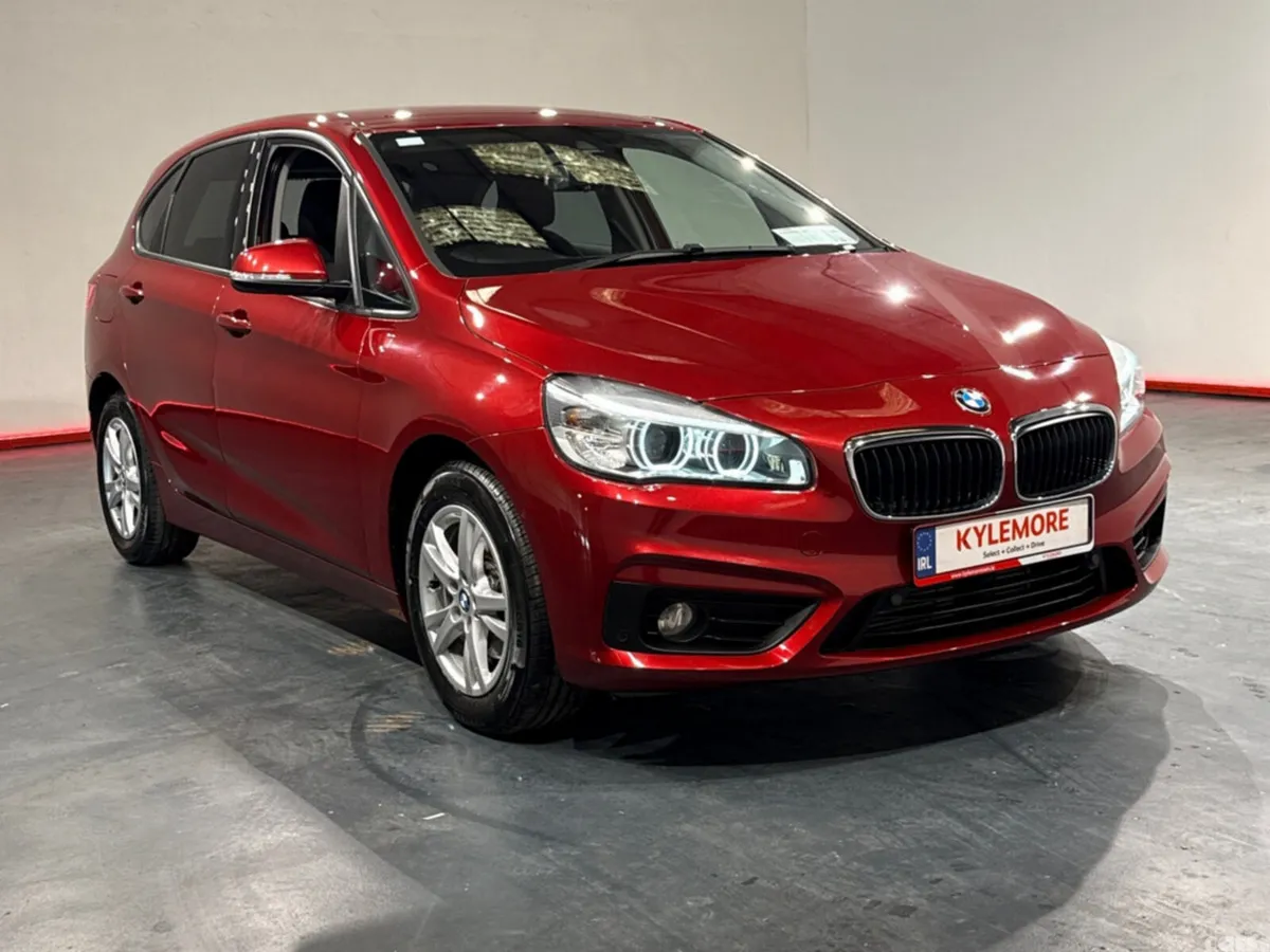 BMW 2-Series MPV, Petrol, 2018, Red