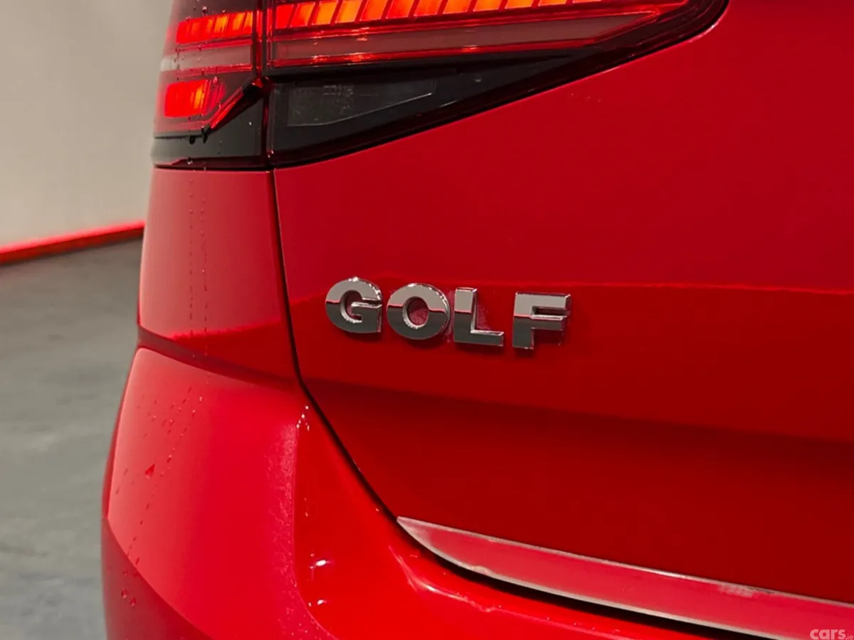 Volkswagen Golf Hatchback, Petrol, 2018, Red